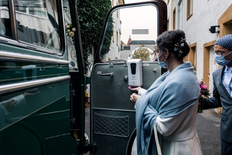 Hochzeitsfotograf Allgäu Oldtimerbus Hochzeit Oberstdorf Jagdhaus